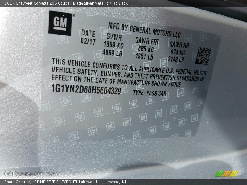 Blade Silver Metallic / Jet Black 2017 Chevrolet Corvette Z06 Coupe
