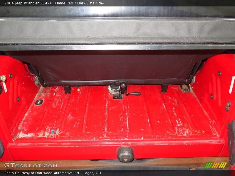 Flame Red / Dark Slate Gray 2004 Jeep Wrangler SE 4x4