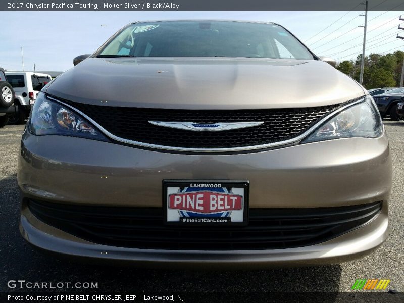 Molten Silver / Black/Alloy 2017 Chrysler Pacifica Touring