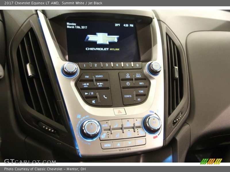 Summit White / Jet Black 2017 Chevrolet Equinox LT AWD