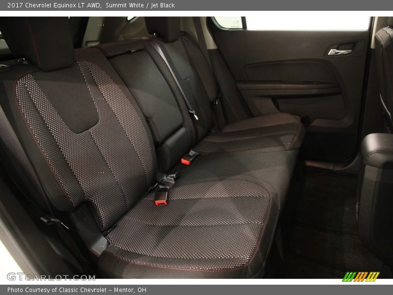 Summit White / Jet Black 2017 Chevrolet Equinox LT AWD