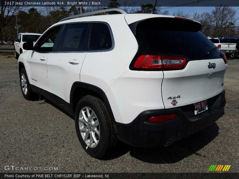 Bright White / Black 2017 Jeep Cherokee Latitude 4x4