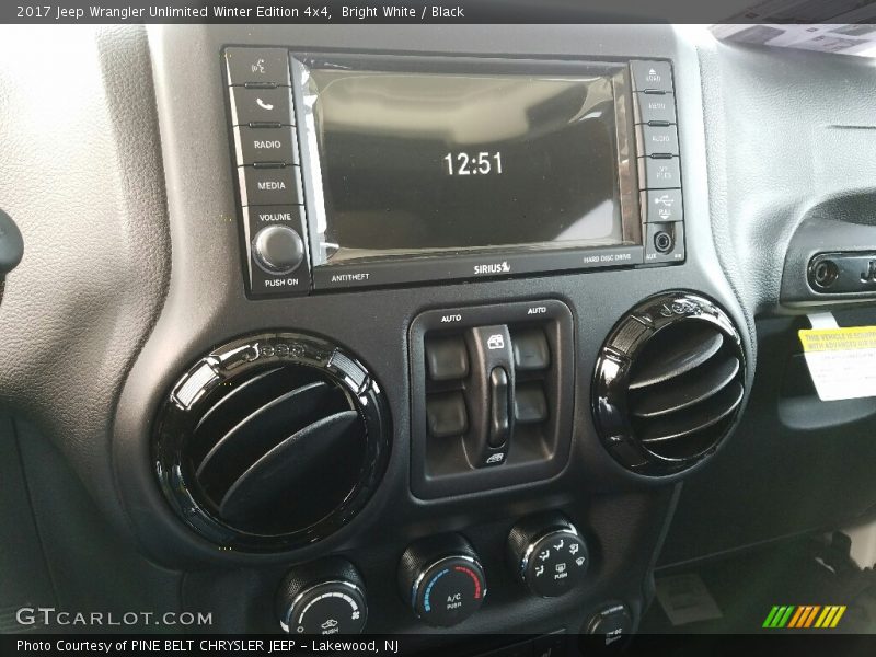 Bright White / Black 2017 Jeep Wrangler Unlimited Winter Edition 4x4