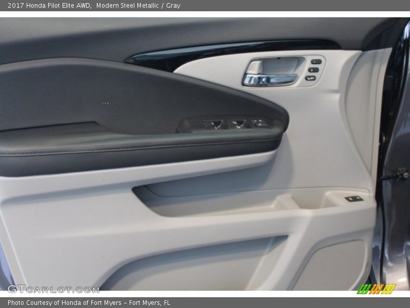 Modern Steel Metallic / Gray 2017 Honda Pilot Elite AWD