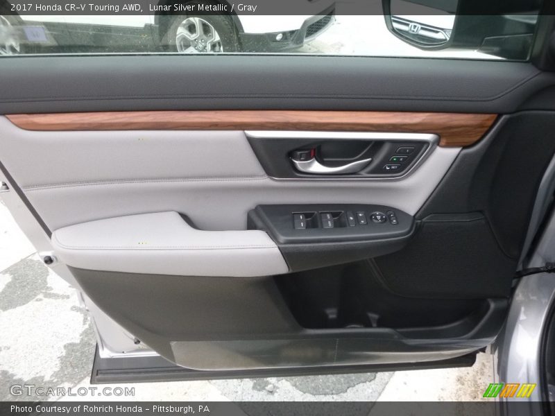 Lunar Silver Metallic / Gray 2017 Honda CR-V Touring AWD