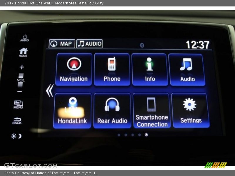 Modern Steel Metallic / Gray 2017 Honda Pilot Elite AWD