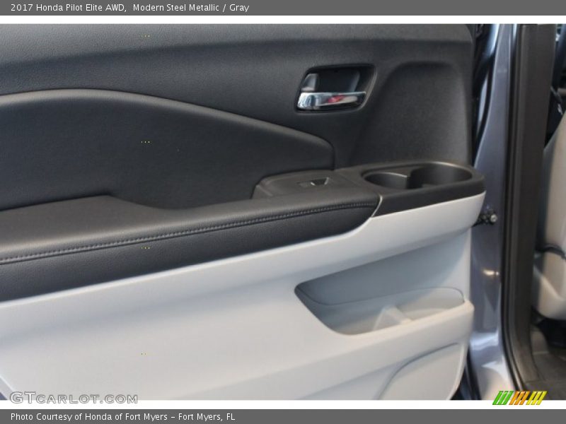 Modern Steel Metallic / Gray 2017 Honda Pilot Elite AWD