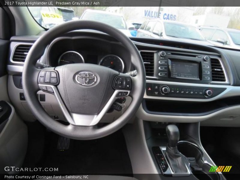 Predawn Gray Mica / Ash 2017 Toyota Highlander LE
