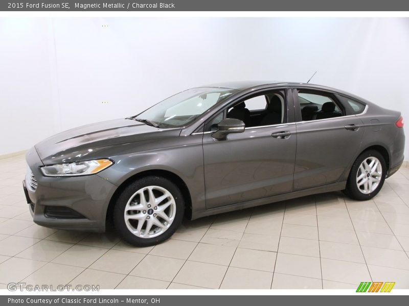 Magnetic Metallic / Charcoal Black 2015 Ford Fusion SE