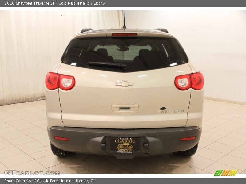Gold Mist Metallic / Ebony 2010 Chevrolet Traverse LT
