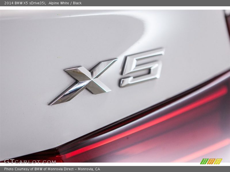 Alpine White / Black 2014 BMW X5 sDrive35i