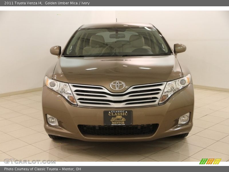 Golden Umber Mica / Ivory 2011 Toyota Venza I4