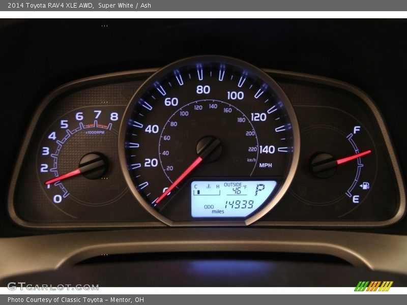 Super White / Ash 2014 Toyota RAV4 XLE AWD