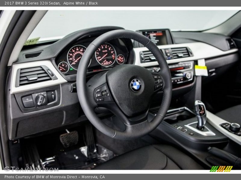 Alpine White / Black 2017 BMW 3 Series 320i Sedan