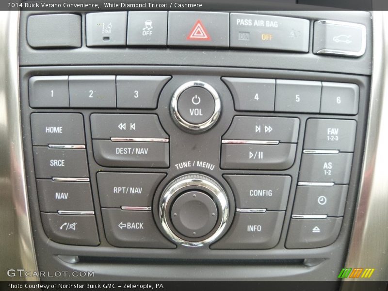 White Diamond Tricoat / Cashmere 2014 Buick Verano Convenience