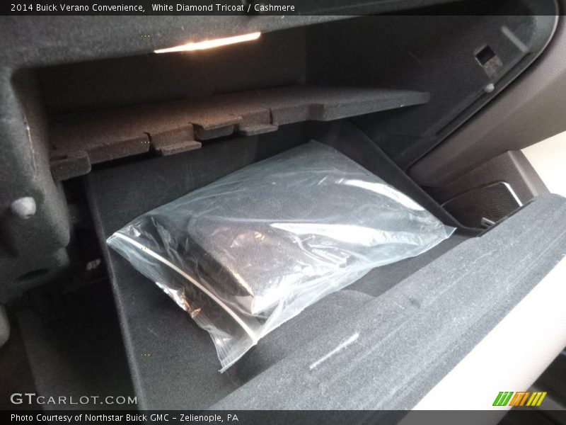 White Diamond Tricoat / Cashmere 2014 Buick Verano Convenience