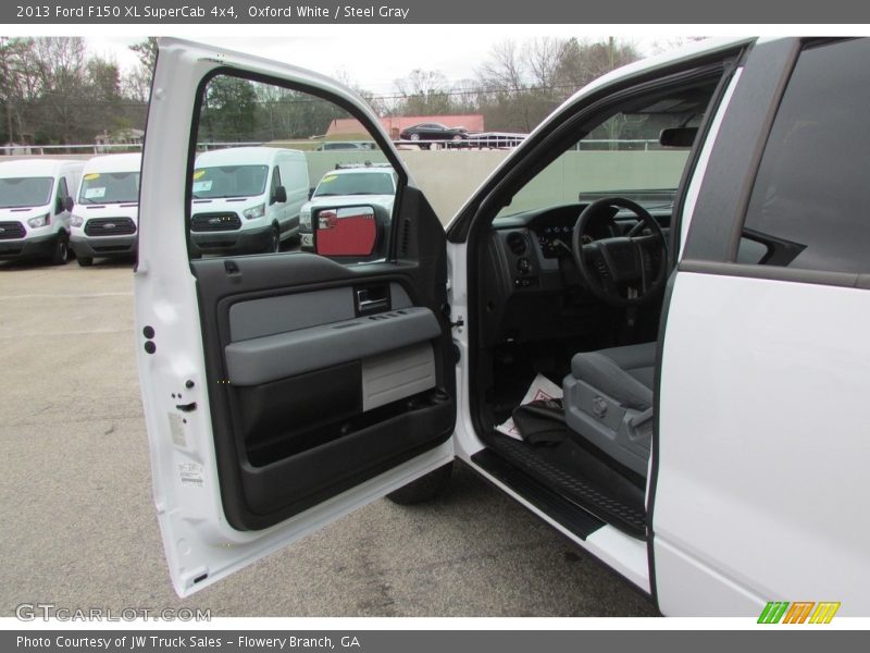 Oxford White / Steel Gray 2013 Ford F150 XL SuperCab 4x4