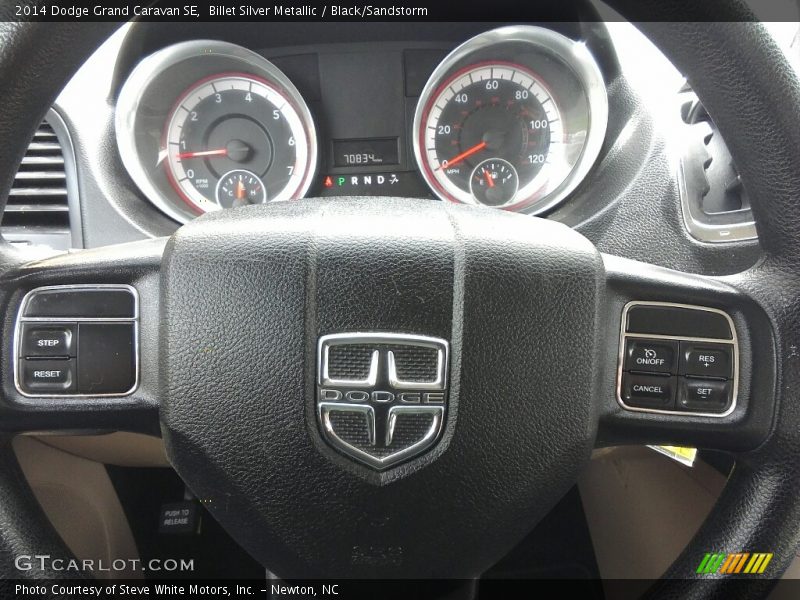 Billet Silver Metallic / Black/Sandstorm 2014 Dodge Grand Caravan SE
