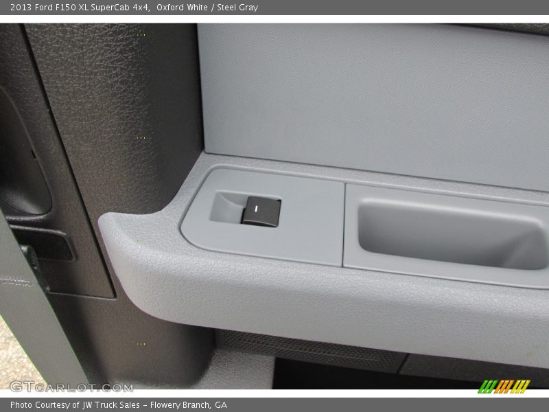 Oxford White / Steel Gray 2013 Ford F150 XL SuperCab 4x4