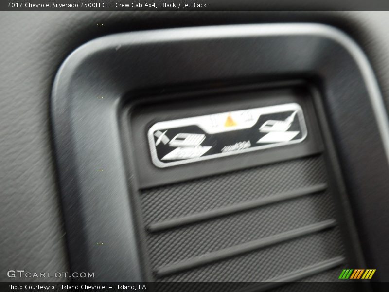 Black / Jet Black 2017 Chevrolet Silverado 2500HD LT Crew Cab 4x4