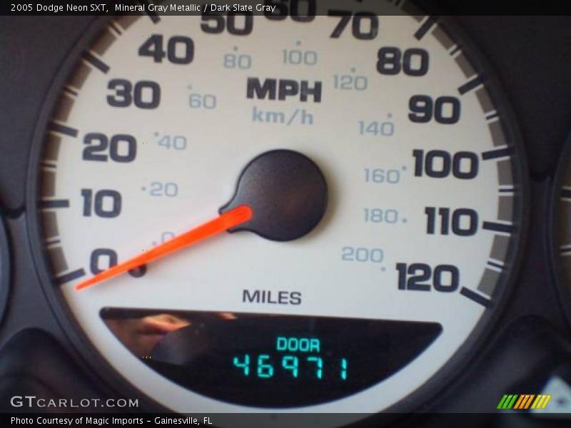 Mineral Gray Metallic / Dark Slate Gray 2005 Dodge Neon SXT