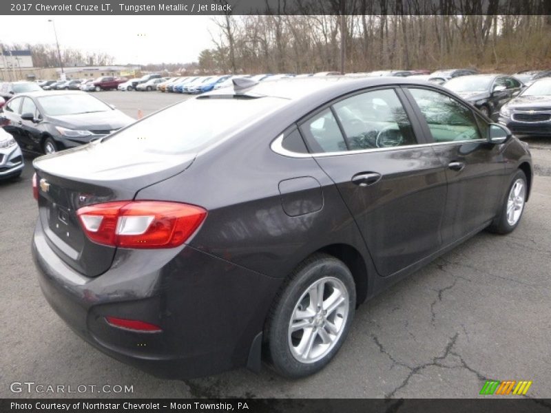 Tungsten Metallic / Jet Black 2017 Chevrolet Cruze LT
