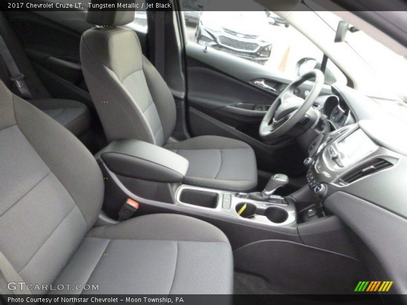 Tungsten Metallic / Jet Black 2017 Chevrolet Cruze LT