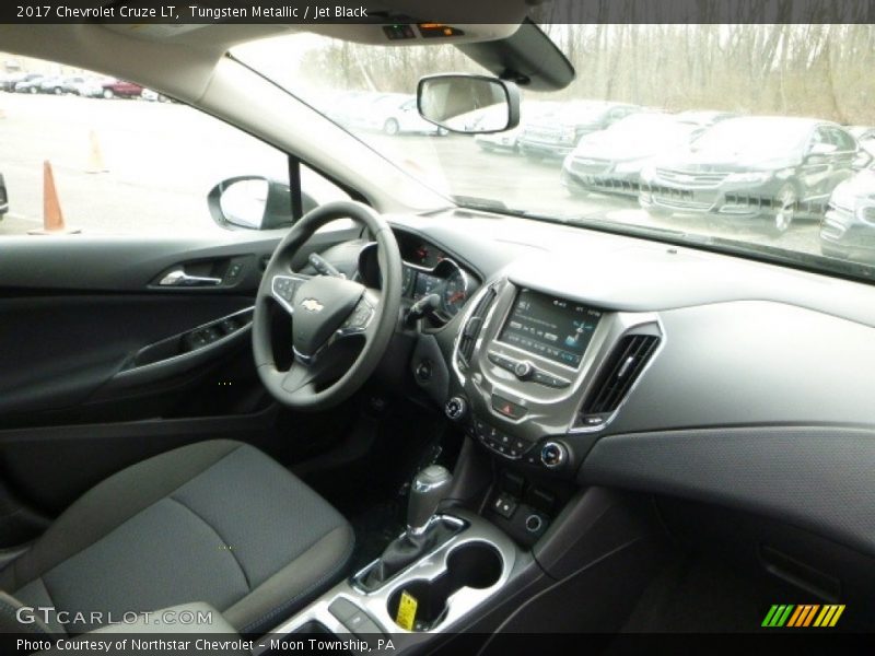 Tungsten Metallic / Jet Black 2017 Chevrolet Cruze LT