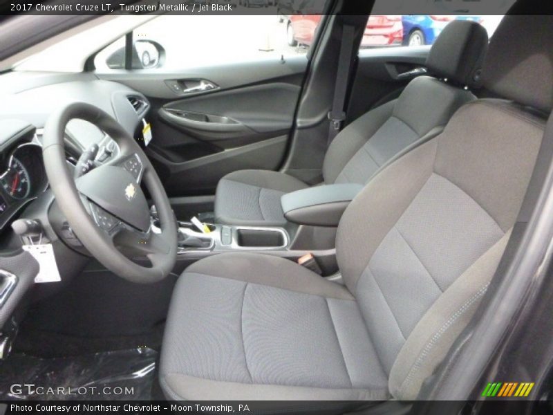 Tungsten Metallic / Jet Black 2017 Chevrolet Cruze LT