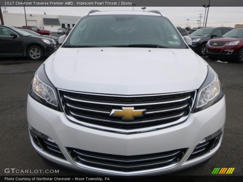 Iridescent Pearl Tricoat / Ebony 2017 Chevrolet Traverse Premier AWD
