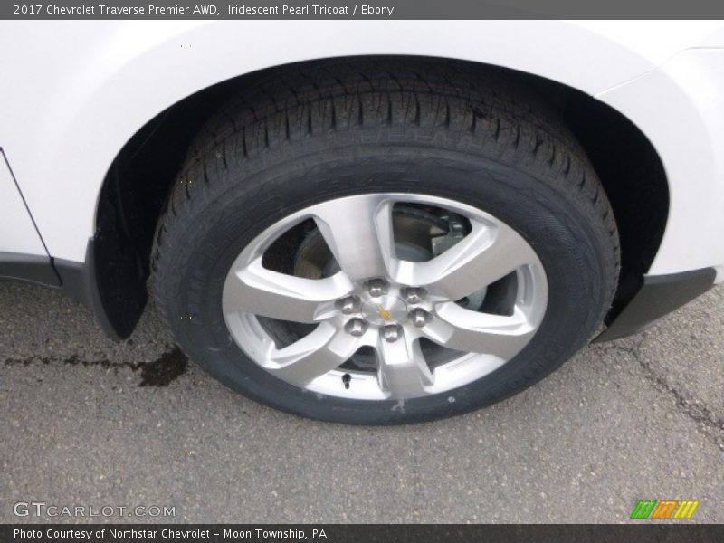 Iridescent Pearl Tricoat / Ebony 2017 Chevrolet Traverse Premier AWD