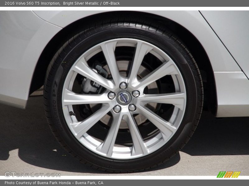 Bright Silver Metallic / Off-Black 2016 Volvo S60 T5 Inscription