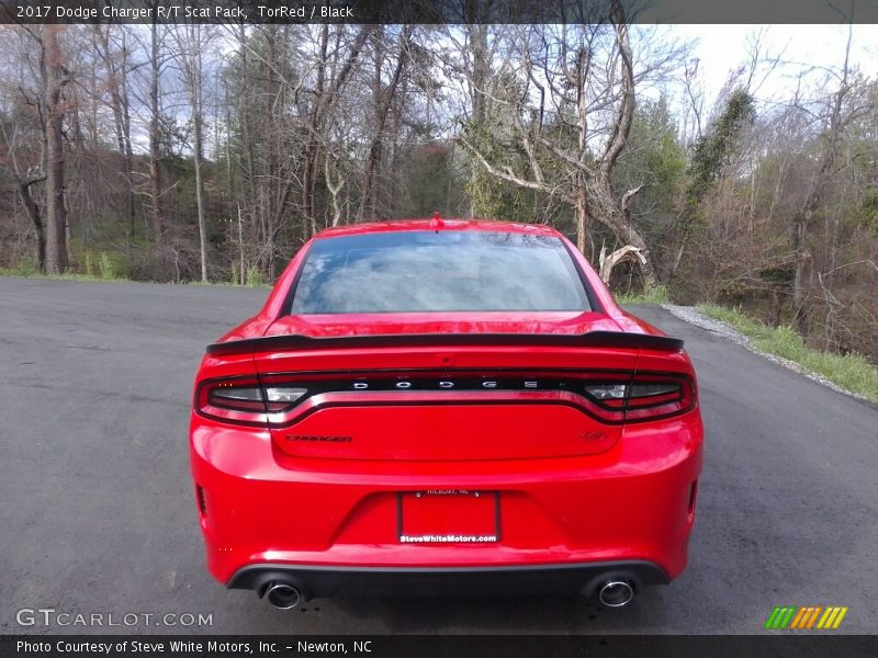 TorRed / Black 2017 Dodge Charger R/T Scat Pack