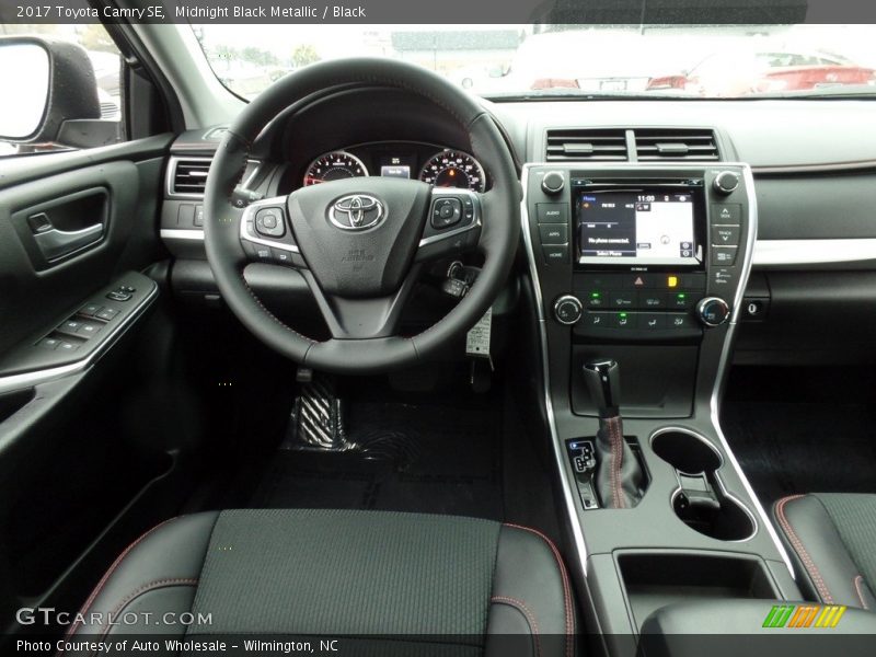 Midnight Black Metallic / Black 2017 Toyota Camry SE