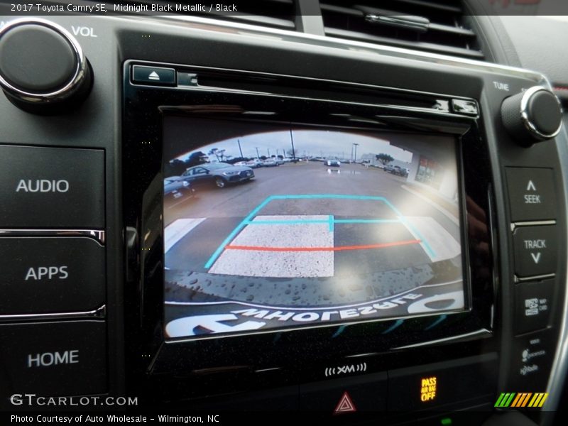 Midnight Black Metallic / Black 2017 Toyota Camry SE