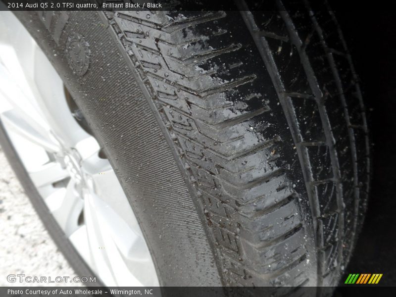Brilliant Black / Black 2014 Audi Q5 2.0 TFSI quattro