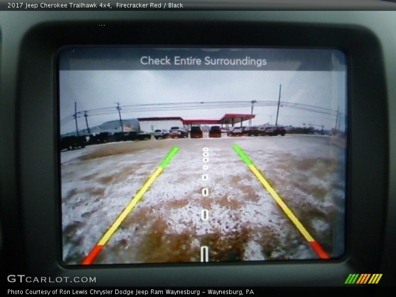 Firecracker Red / Black 2017 Jeep Cherokee Trailhawk 4x4