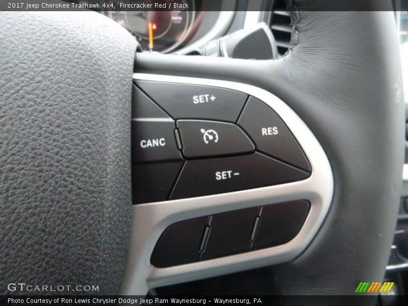 Firecracker Red / Black 2017 Jeep Cherokee Trailhawk 4x4