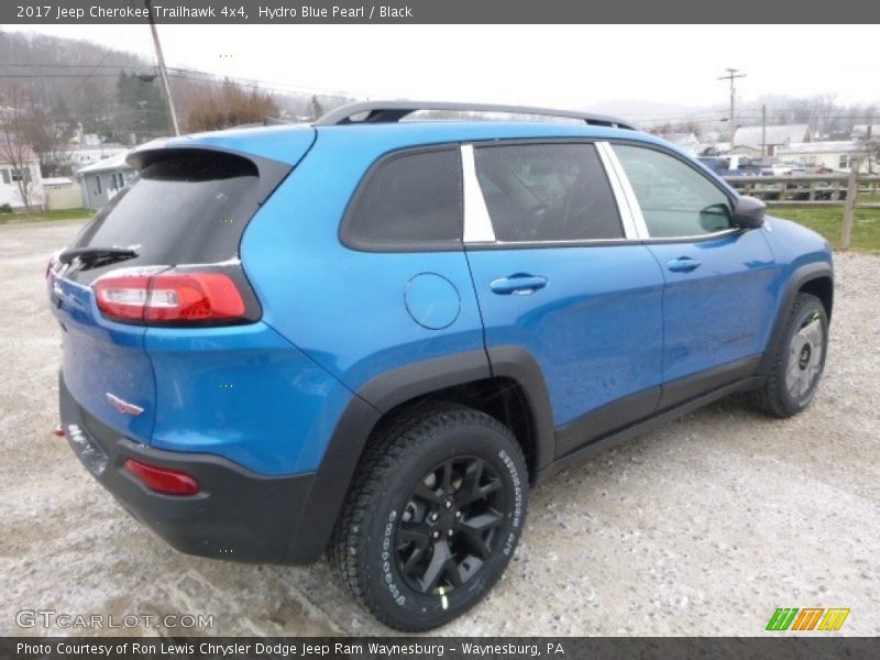 Hydro Blue Pearl / Black 2017 Jeep Cherokee Trailhawk 4x4