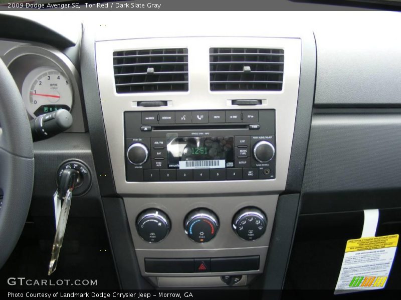 Tor Red / Dark Slate Gray 2009 Dodge Avenger SE