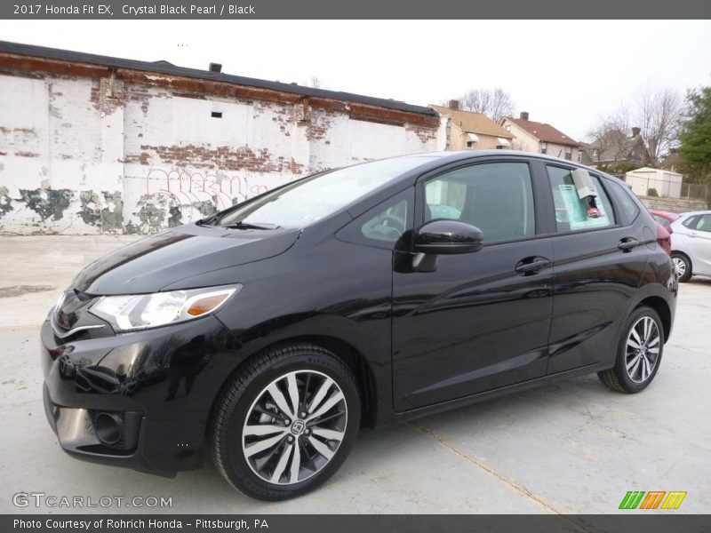 Front 3/4 View of 2017 Fit EX