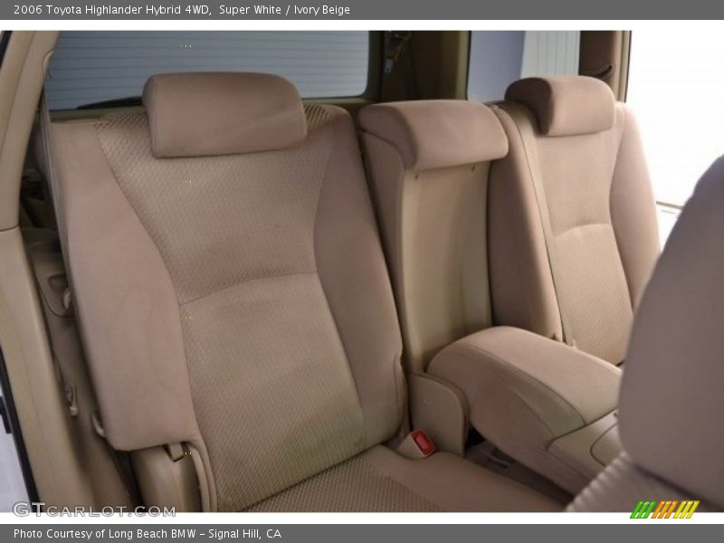 Super White / Ivory Beige 2006 Toyota Highlander Hybrid 4WD