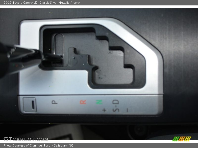 Classic Silver Metallic / Ivory 2012 Toyota Camry LE