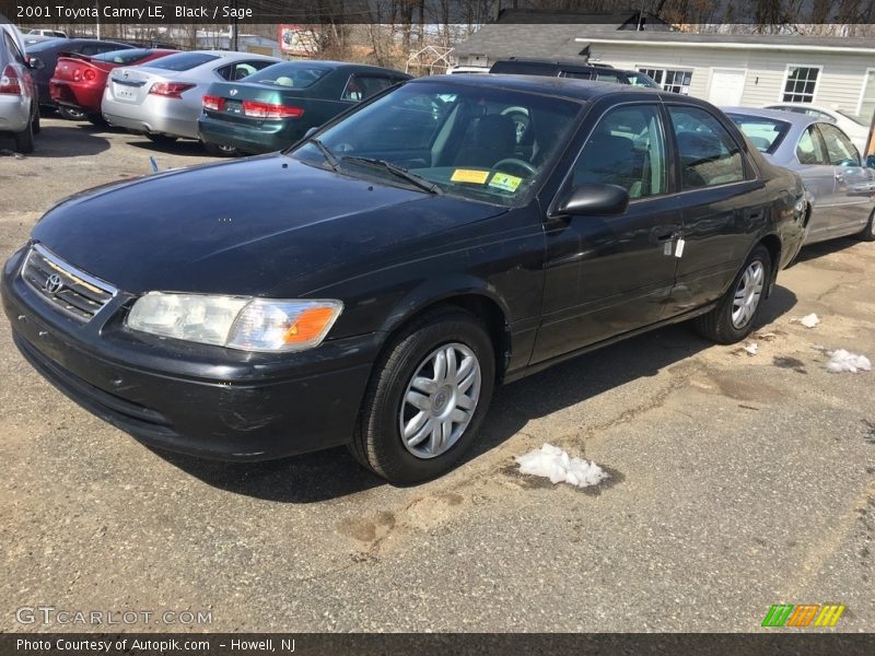 Black / Sage 2001 Toyota Camry LE