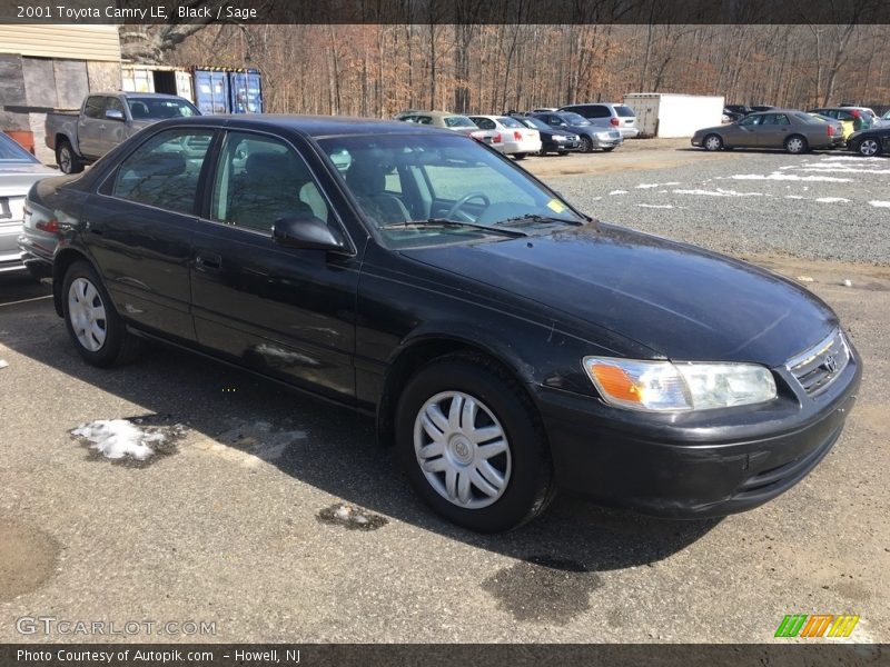 Black / Sage 2001 Toyota Camry LE