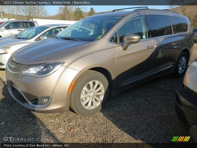 Molten Silver / Black/Alloy 2017 Chrysler Pacifica Touring L
