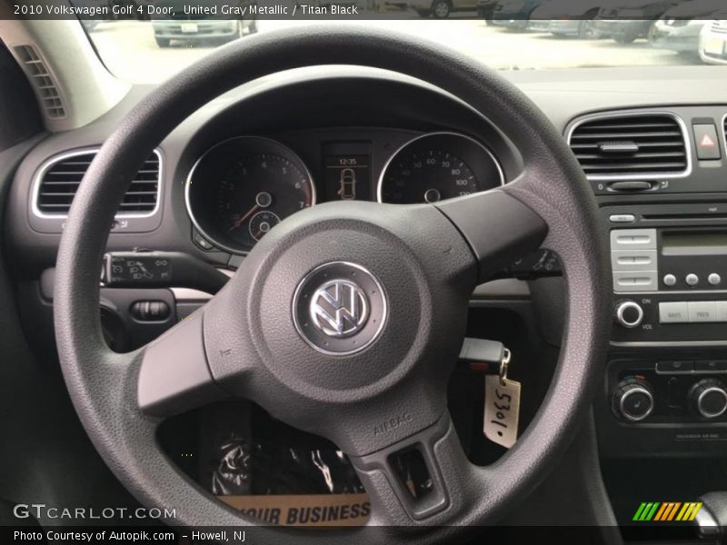 United Gray Metallic / Titan Black 2010 Volkswagen Golf 4 Door