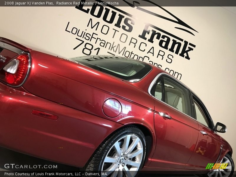 Radiance Red Metallic / Ivory/Mocha 2008 Jaguar XJ Vanden Plas
