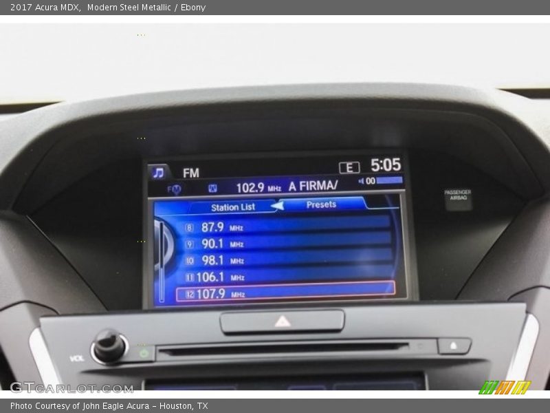 Modern Steel Metallic / Ebony 2017 Acura MDX