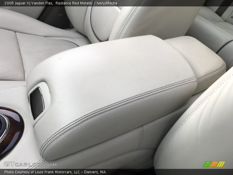 Radiance Red Metallic / Ivory/Mocha 2008 Jaguar XJ Vanden Plas